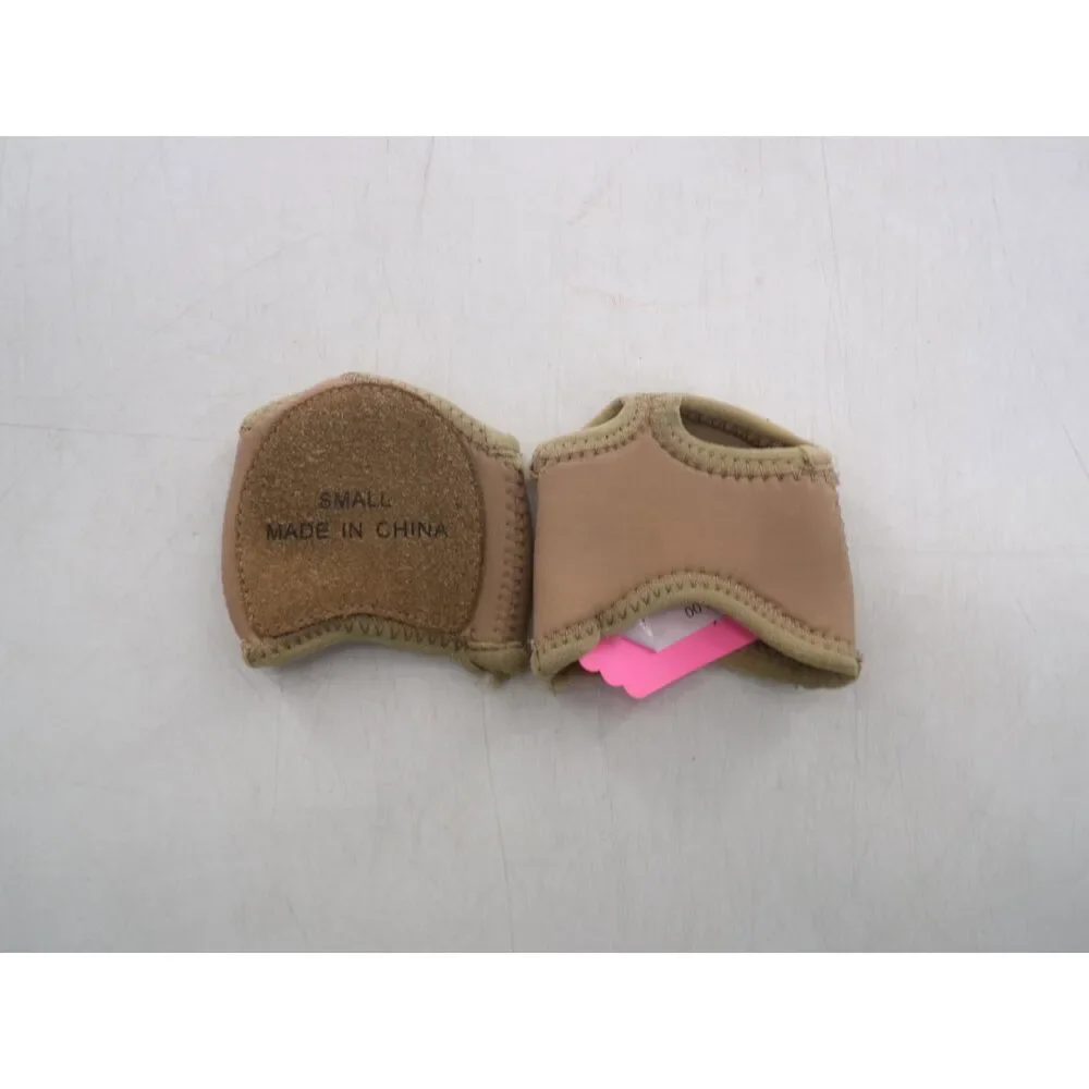 Pre-Owned Dance Foot Undeez Neoprene Tan Small Contemporary Modern